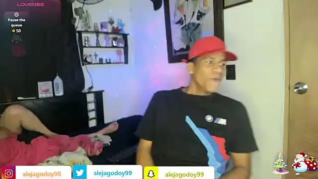 kimgodoy online show from December 3, 5:44 am