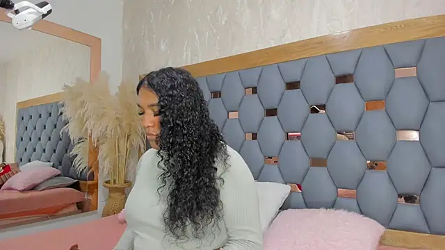 madisonandrea lx online show from December 16, 3:08 am