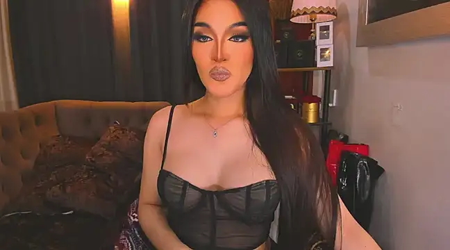 ChalanieFox online show from February 3, 12:36 am