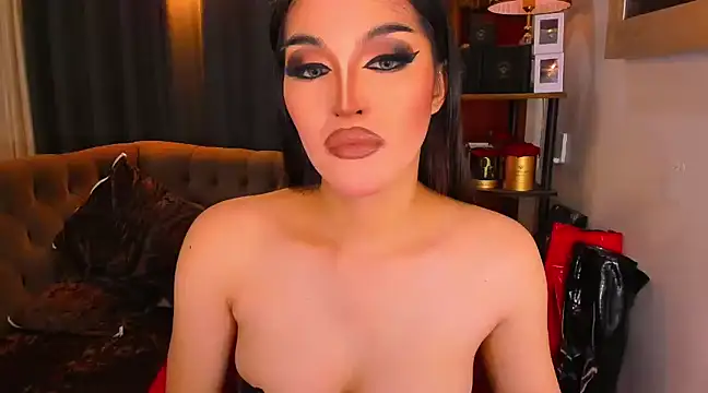 ChalanieFox online show from February 6, 5:25 am