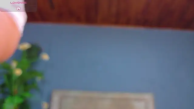 nicol snow online show from March 29, 1:44 pm