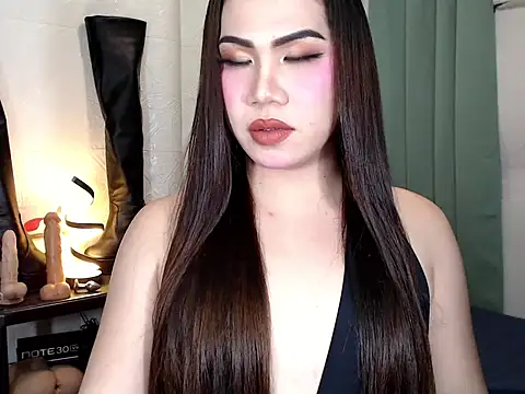elise bloom69 online show from April 30, 1:48 pm