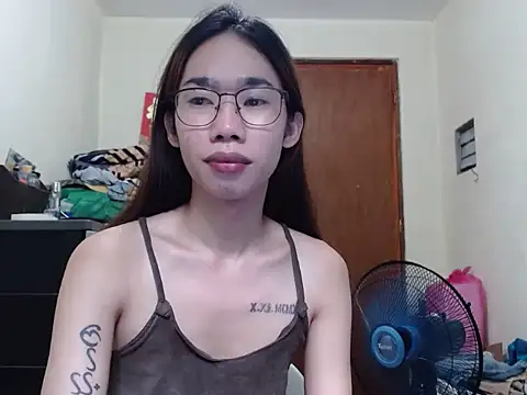 Snapshot of AsianFuckBuddies chatting on October 25, 5:24 am AsianFuckBuddies online show from October 25, 5:24 am