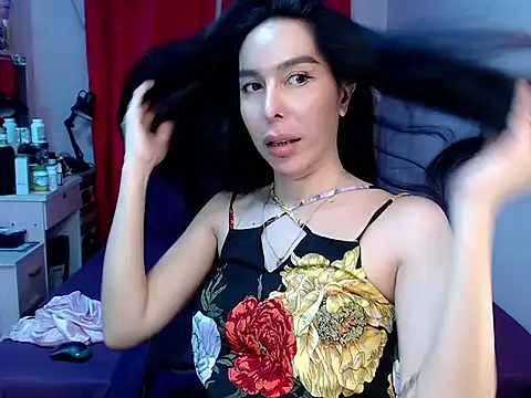 TSDESIREcindy29 online show from March 9, 10:30 am