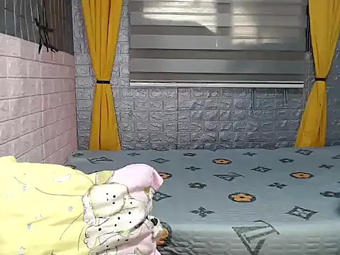 Deliciouscumsxz online show from September 24, 10:38 pm