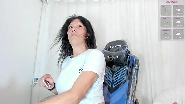 Cleopatra Trans online show from April 13, 7:07 pm