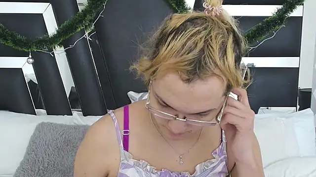 katya kozlov online show from December 6, 2:40 am