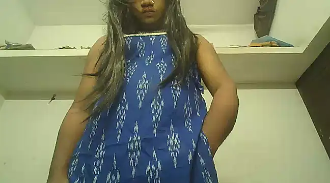 Snapshot of Akhilamolu_the_transsissy chatting on December 3, 5:49 pm Akhilamolu the transsissy online show from December 3, 5:49 pm