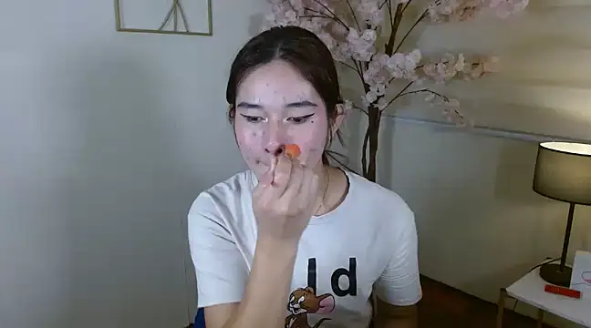 Mimi Cums online show from February 9, 4:29 pm