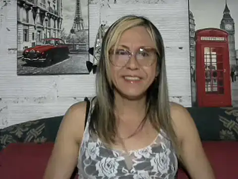 divahot08 online show from January 9, 10:52 am