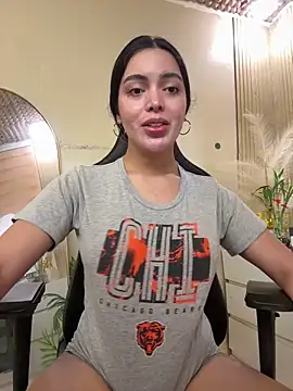 HotstuffCherrySummer online show from March 31, 11:12 am