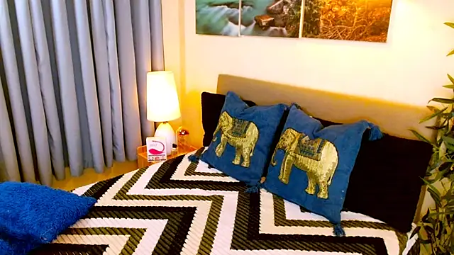 Anna Leah online show from March 2, 5:09 pm