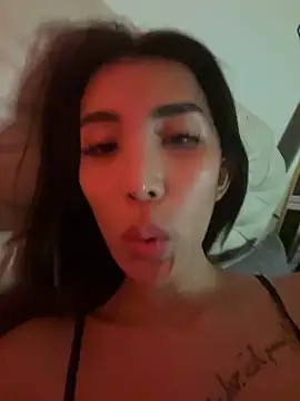 Snapshot of BunnieAngel chatting on September 9, 1:48 am BunnieAngel online show from September 9, 1:48 am
