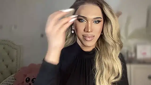 Ts glamxxxx online show from November 18, 3:50 am