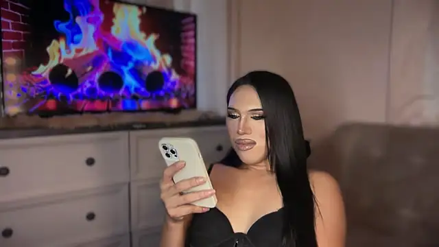 Ts glamxxxx online show from March 27, 8:26 am