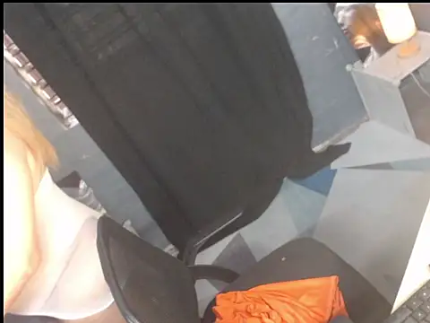 GoddessBigboobs online show from April 14, 7:24 am