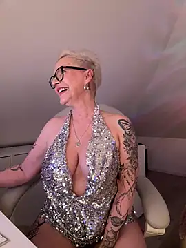 German Milf online show from March 18, 2:05 pm