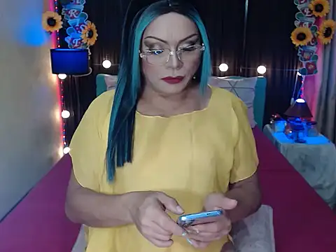 UrAsianPrincessDanie online show from January 15, 4:11 am