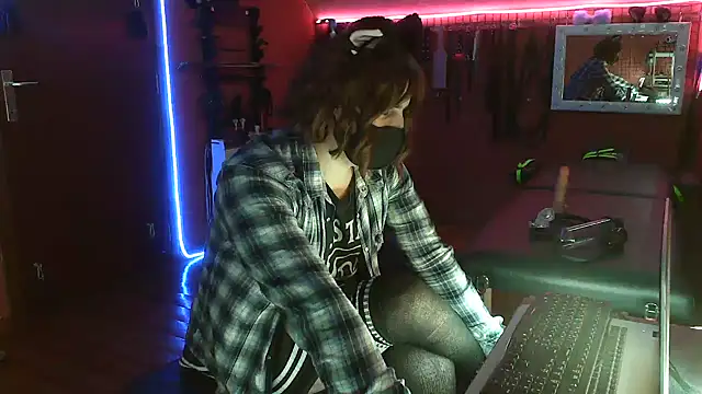Ginny-the-bdsm-nympho online show from May 14, 5:32 pm