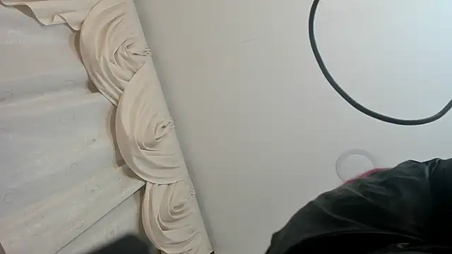 sarita loven online show from March 31, 4:58 am