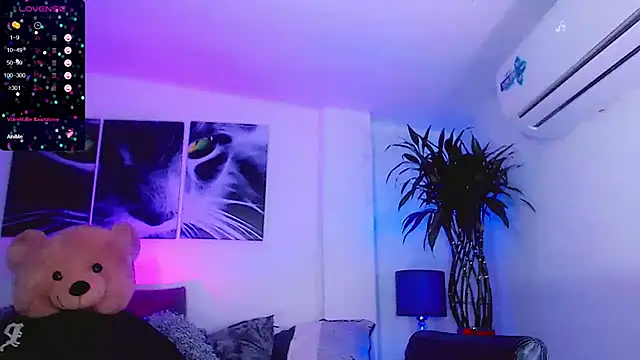 Sophiesweet5 online show from March 24, 7:13 am