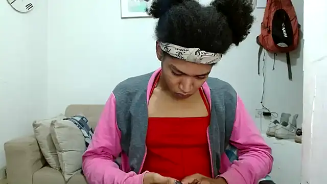 angelamarie1 online show from February 25, 12:21 pm