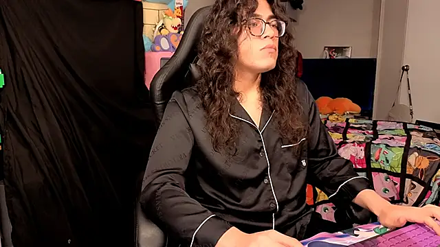 ShinyCherub online show from December 3, 11:14 am